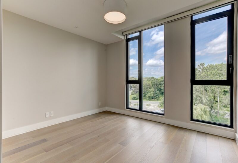 1300 Rue les Érables #406  Laval (Laval-sur-le-Lac) (Laval)