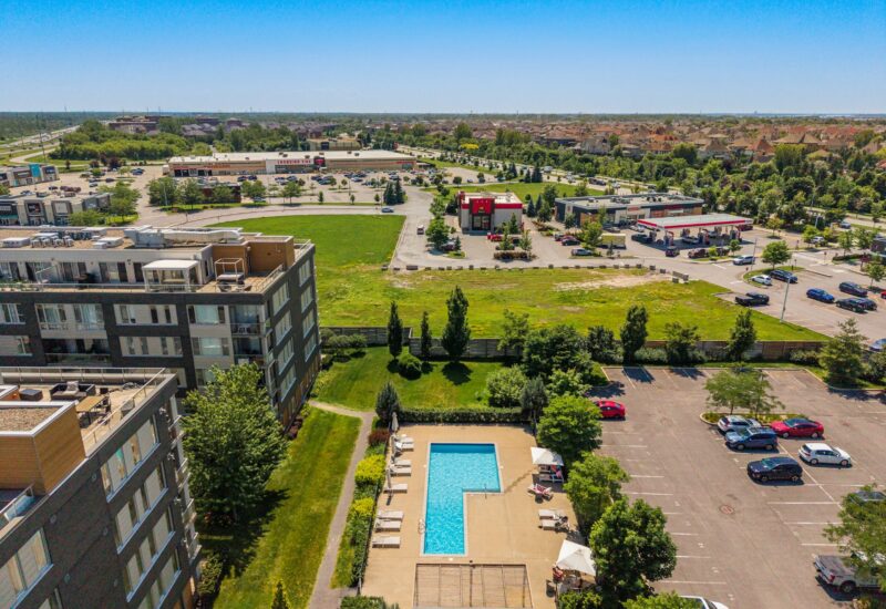 9805 Boul. Leduc #506 Brossard (Montérégie)