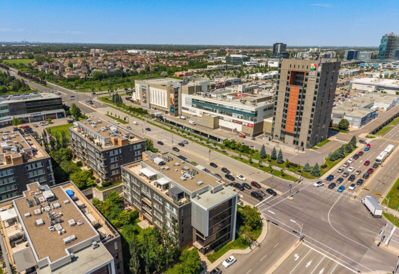 9805 Boul. Leduc #506 Brossard (Montérégie)