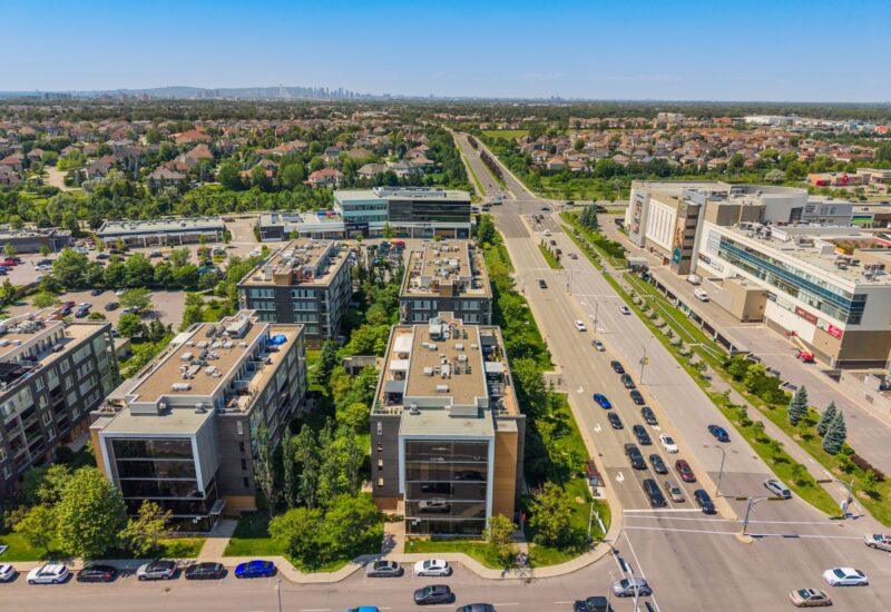 9805 Boul. Leduc #506 Brossard (Montérégie)