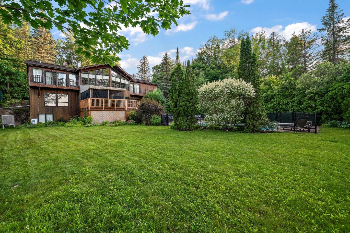 90 Ch. Beakie  Sainte-Anne-des-Lacs (Laurentides)