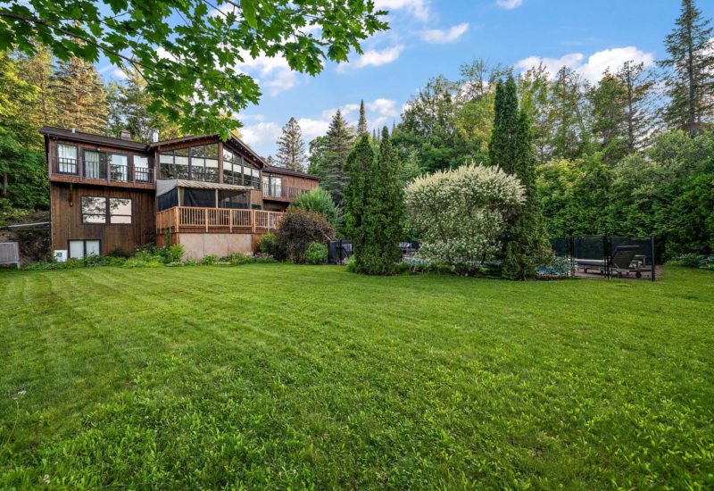 90 Ch. Beakie  Sainte-Anne-des-Lacs (Laurentides)