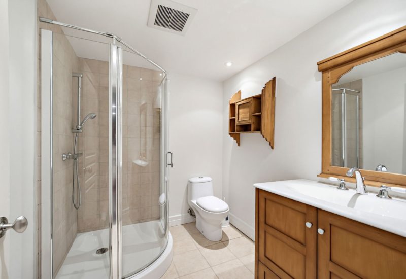 90 Ch. Beakie  Sainte-Anne-des-Lacs (Laurentides)
