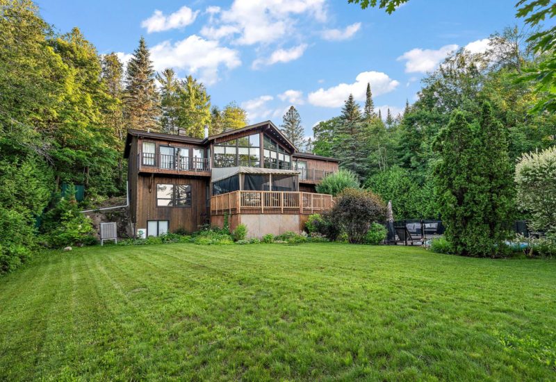 90 Ch. Beakie  Sainte-Anne-des-Lacs (Laurentides)