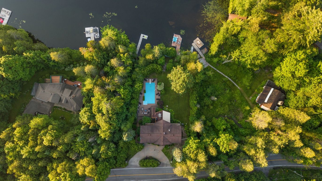 90 Ch. Beakie  Sainte-Anne-des-Lacs (Laurentides)
