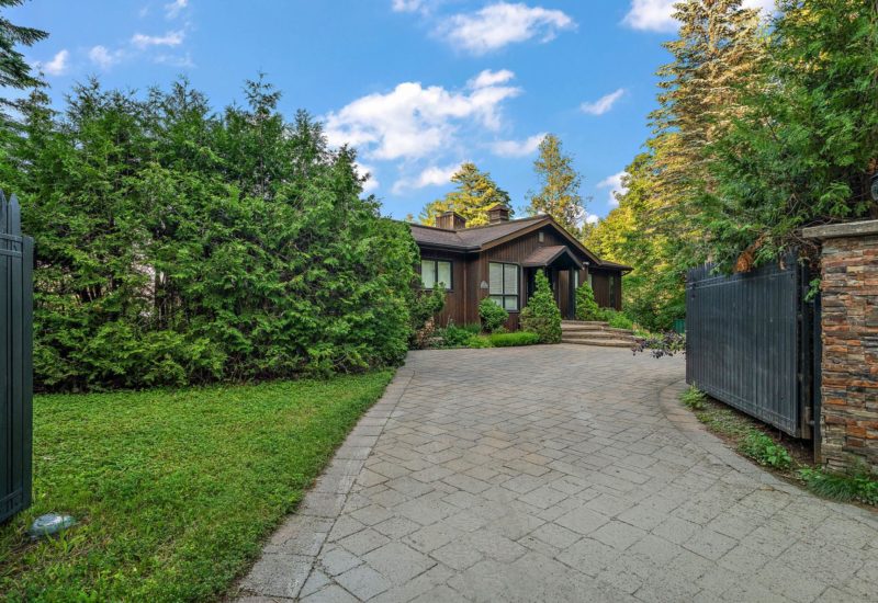 90 Ch. Beakie  Sainte-Anne-des-Lacs (Laurentides)