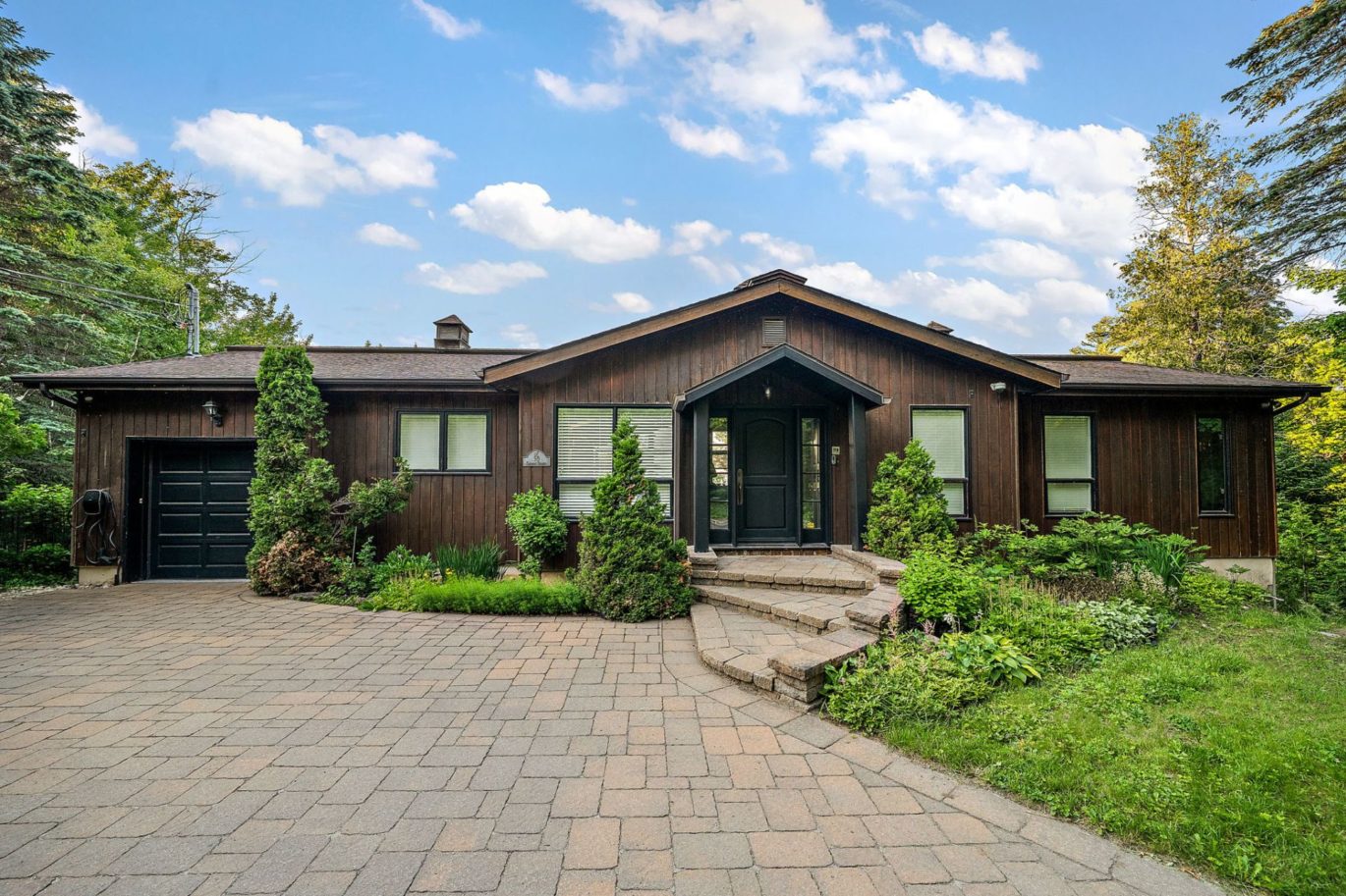 90 Ch. Beakie  Sainte-Anne-des-Lacs (Laurentides)