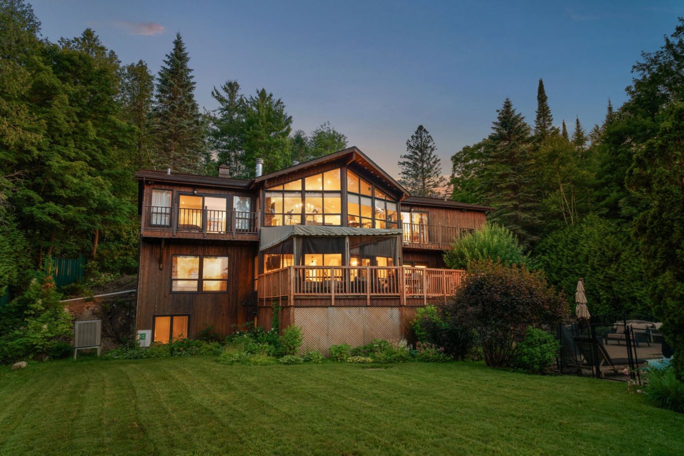 90 Ch. Beakie  Sainte-Anne-des-Lacs (Laurentides)
