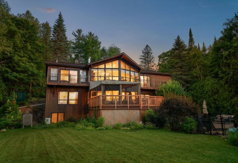 90 Ch. Beakie  Sainte-Anne-des-Lacs (Laurentides)