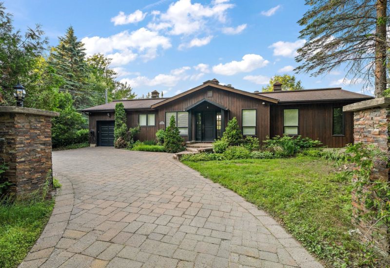 90 Ch. Beakie  Sainte-Anne-des-Lacs (Laurentides)