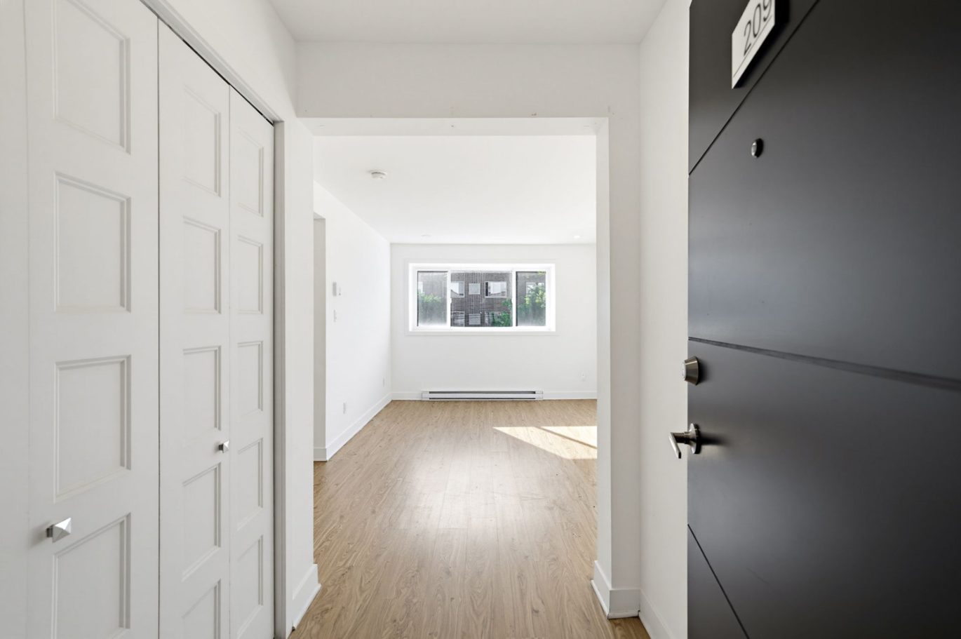 4820 Ch. de la Côte-Ste-Catherine #209  Montréal (Côte-des-Neiges/Notre-Dame-de-Grâce) (Montréal)