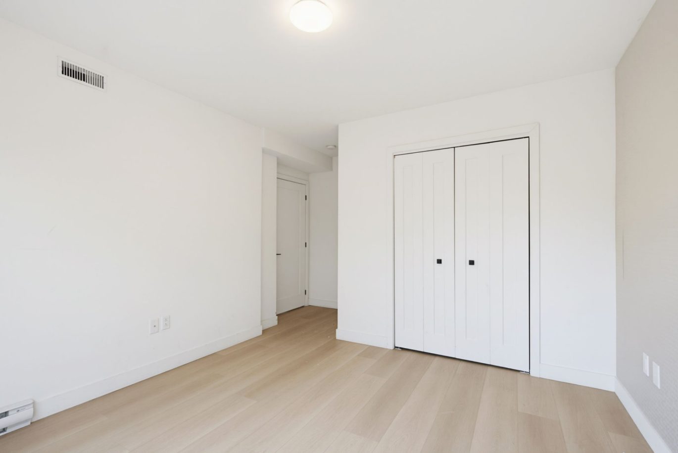 5350 Av. Victoria #201  Montréal (Côte-des-Neiges/Notre-Dame-de-Grâce) (Montréal)