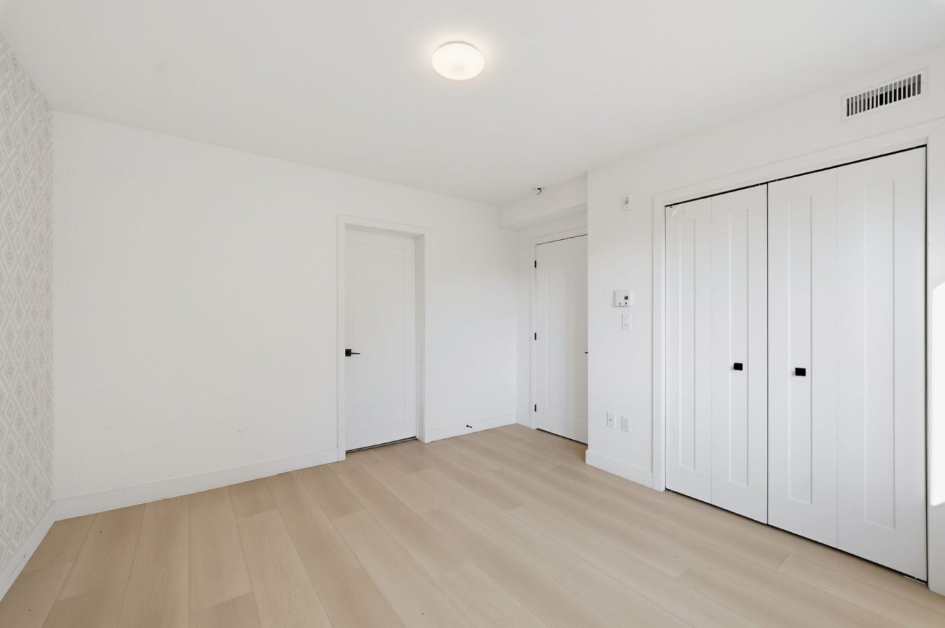 5350 Av. Victoria #201  Montréal (Côte-des-Neiges/Notre-Dame-de-Grâce) (Montréal)