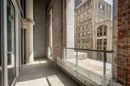 221 Rue St-Jacques #604  Montréal (Ville-Marie) (Montréal)