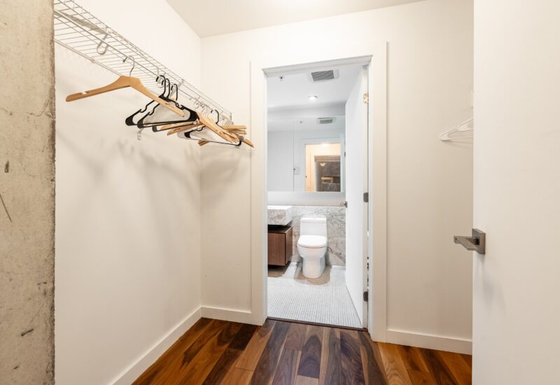 221 Rue St-Jacques #604  Montréal (Ville-Marie) (Montréal)