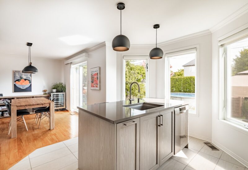 2395 Rue de Madrid  Sainte-Julie (Montérégie)