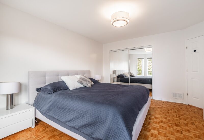 2395 Rue de Madrid  Sainte-Julie (Montérégie)