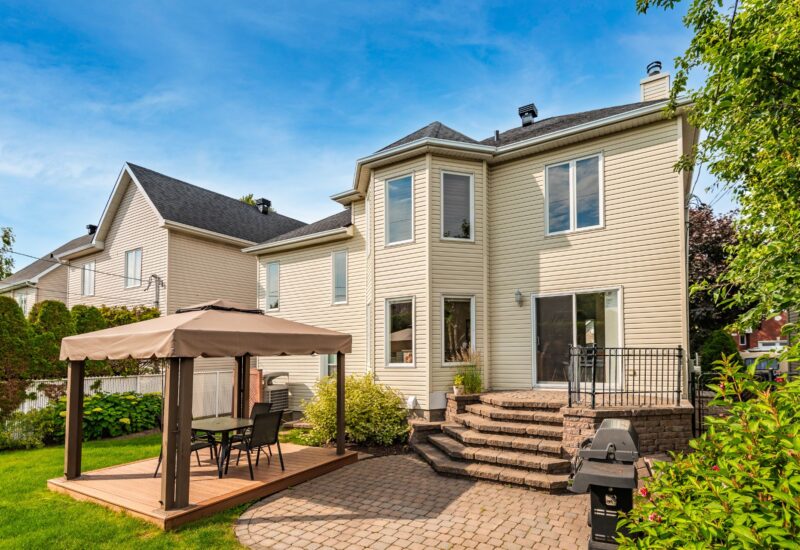 2395 Rue de Madrid  Sainte-Julie (Montérégie)