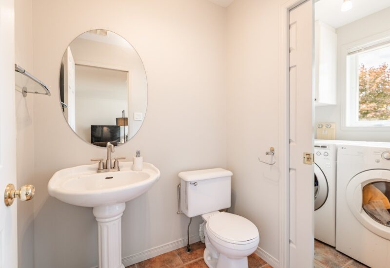 2395 Rue de Madrid  Sainte-Julie (Montérégie)
