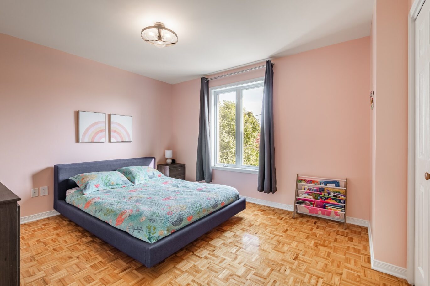 2395 Rue de Madrid  Sainte-Julie (Montérégie)