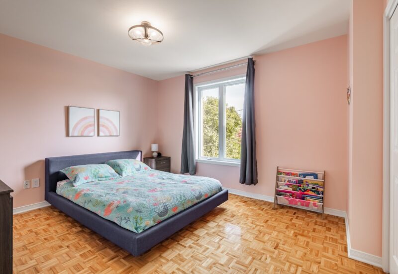 2395 Rue de Madrid  Sainte-Julie (Montérégie)