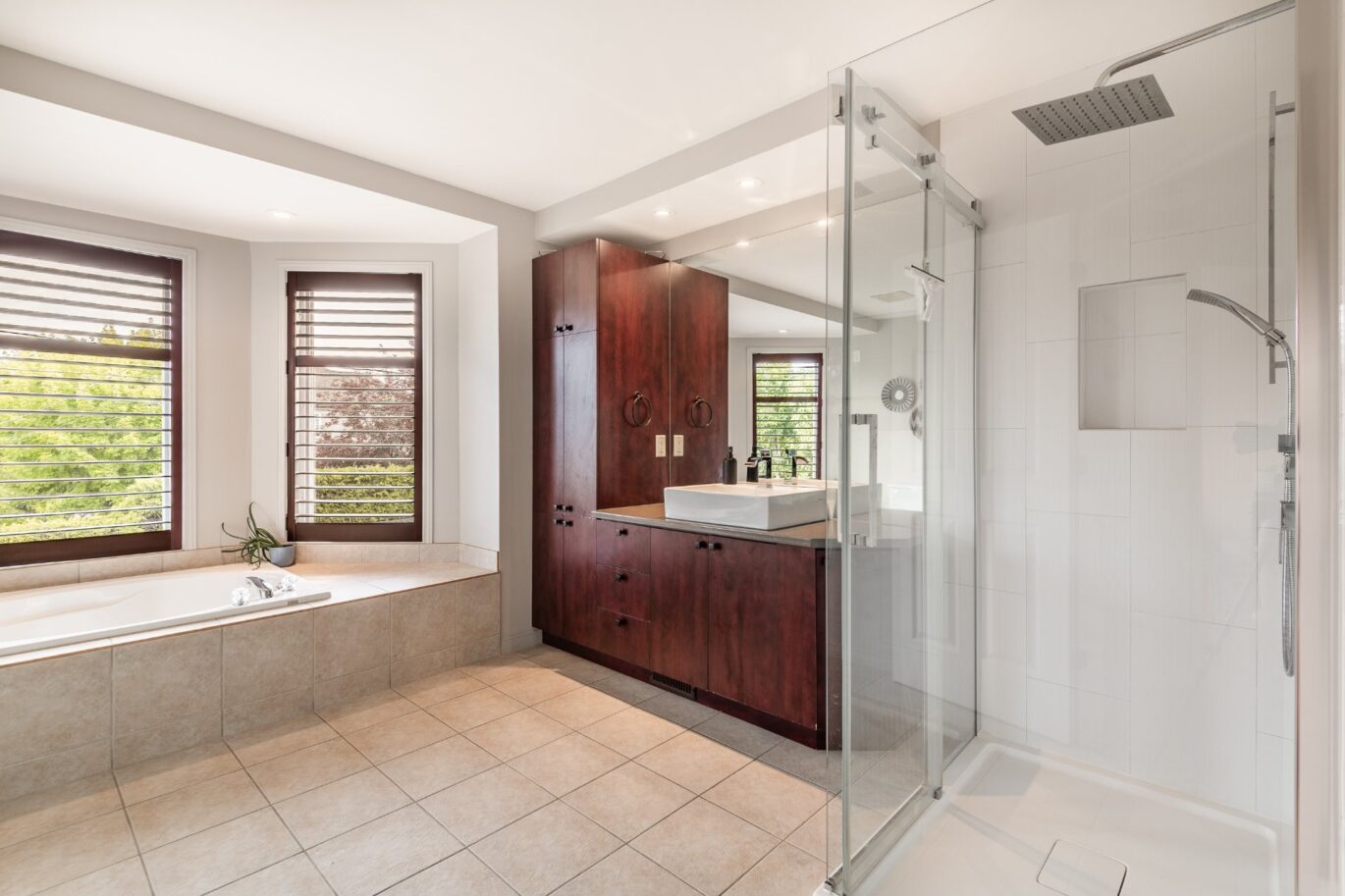 2395 Rue de Madrid  Sainte-Julie (Montérégie)