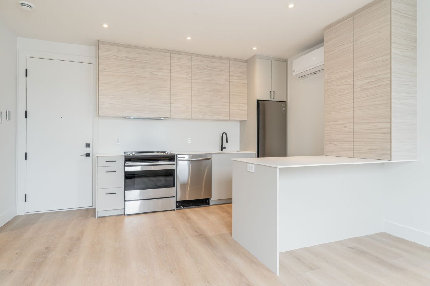 5650 Rue Hadley #302  Montréal (Le Sud-Ouest) (Montréal)