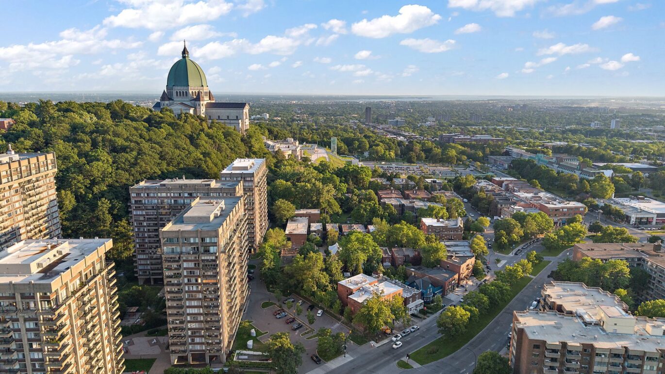 4900 Ch. de la Côte-des-Neiges #5  Montréal (Côte-des-Neiges/Notre-Dame-de-Grâce) (Montréal)