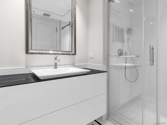 250 Av. Clarke #317  Westmount (Montréal)