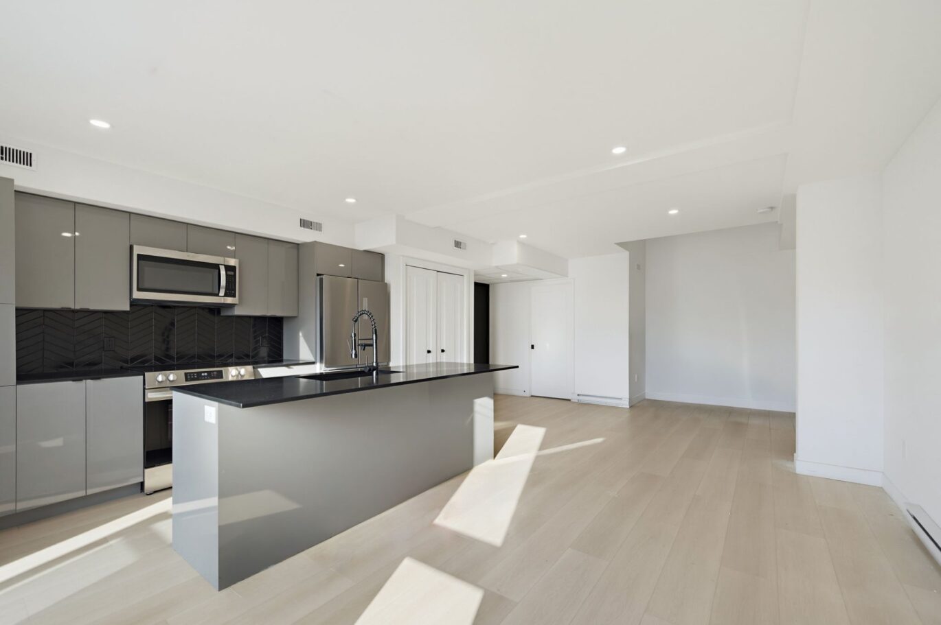 5350 Av. Victoria #302 Montréal (Côte-des-Neiges/Notre-Dame-de-Grâce) (Montréal)