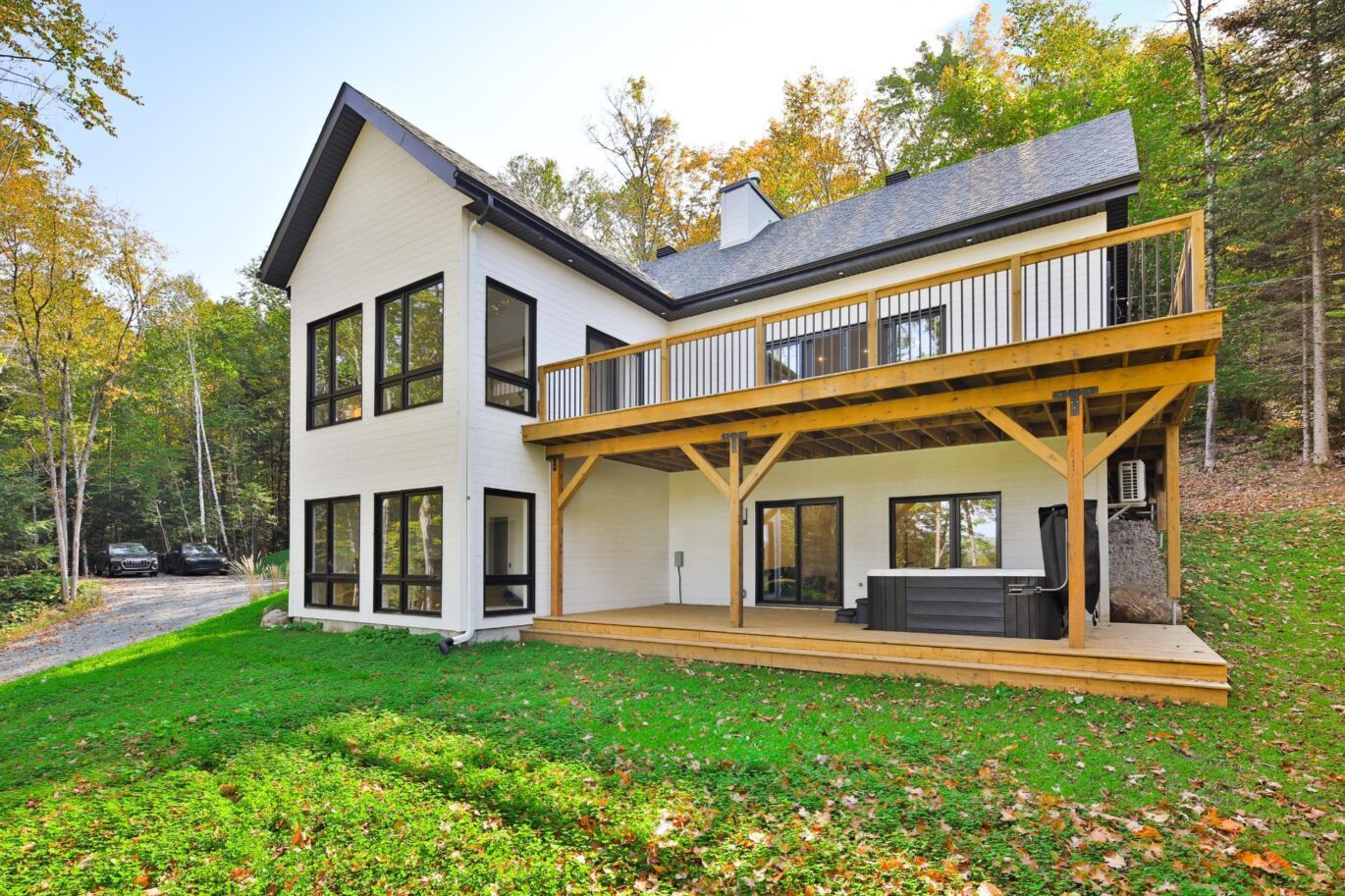 115 Ch. de la Muraille  Mont-Tremblant (Laurentides)