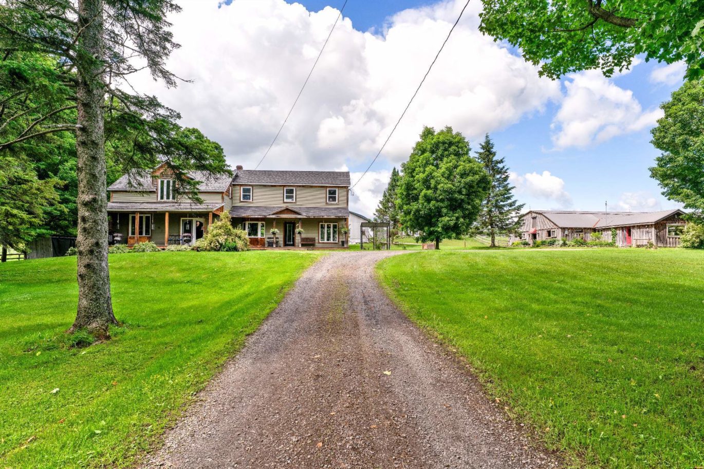 328 Ch. du Centre  Lac-Brome (Estrie)