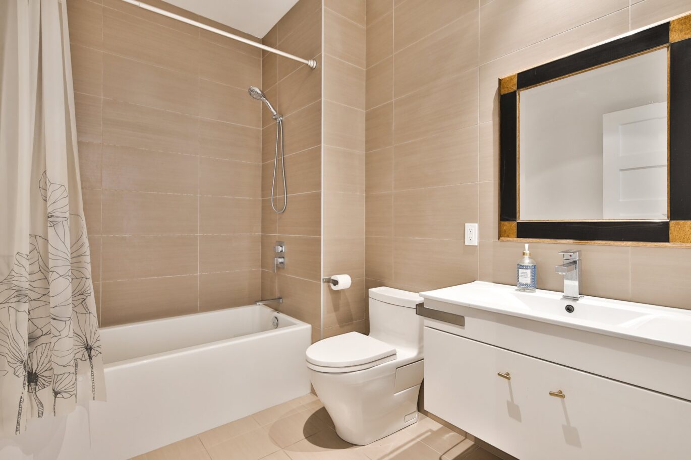 2285 Av. Ekers #PH404 Mont-Royal (Montréal)