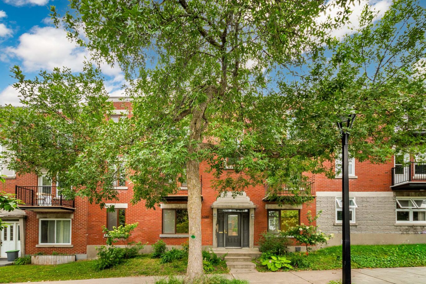5280 Av. d’Orléans #1  Montréal (Rosemont/La Petite-Patrie) (Montréal)
