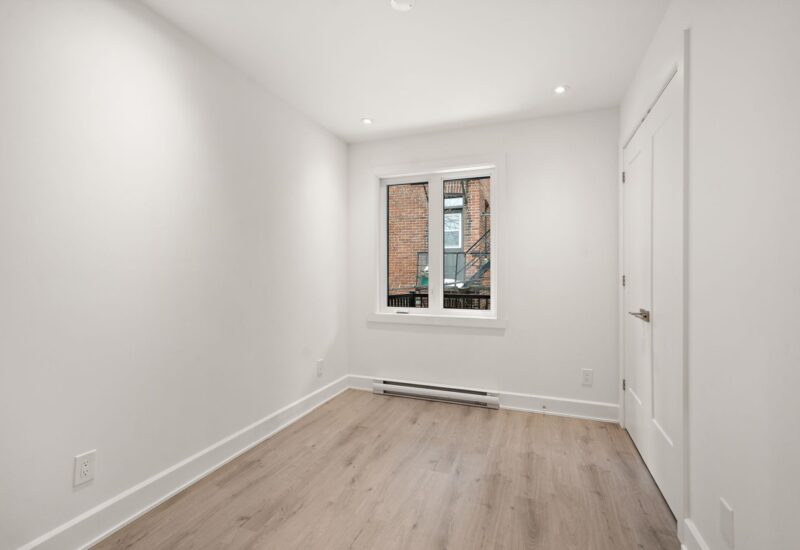 4536 Av. du Parc Montréal (Le Plateau-Mont-Royal) (Montréal)