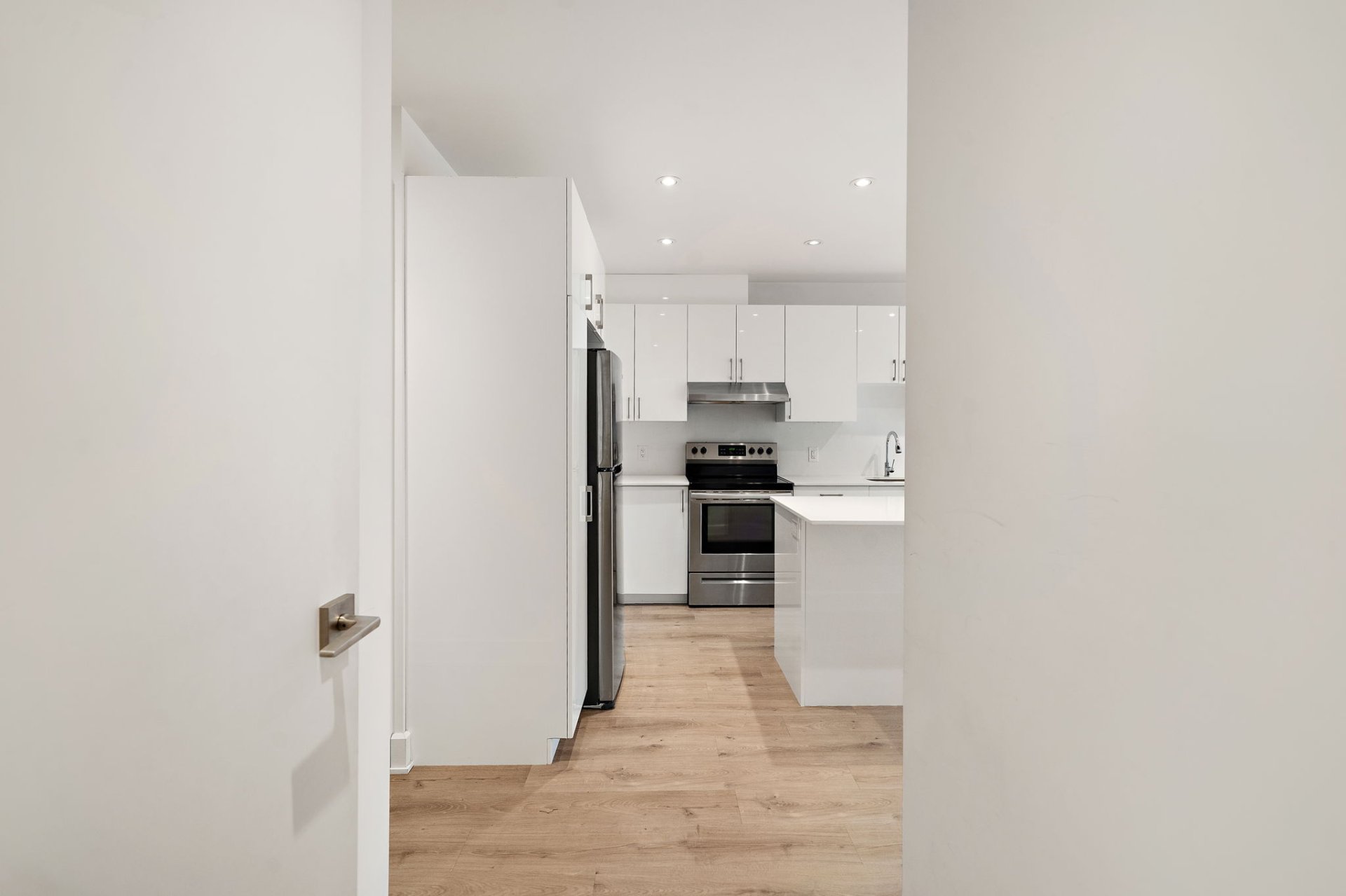 4536 Av. du Parc — photo 2