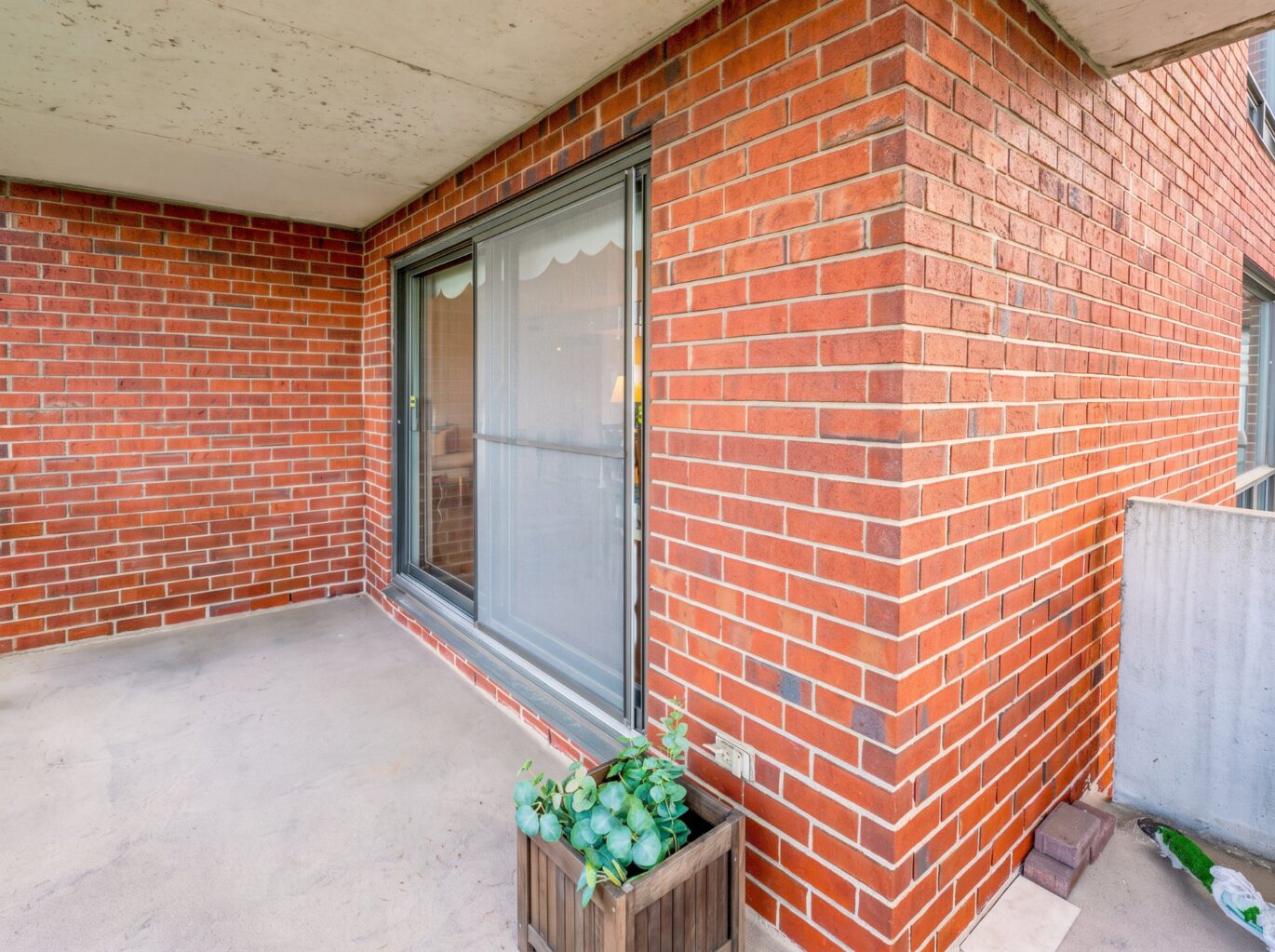 5900 Boul. Cavendish #908 Côte-Saint-Luc (Montréal)