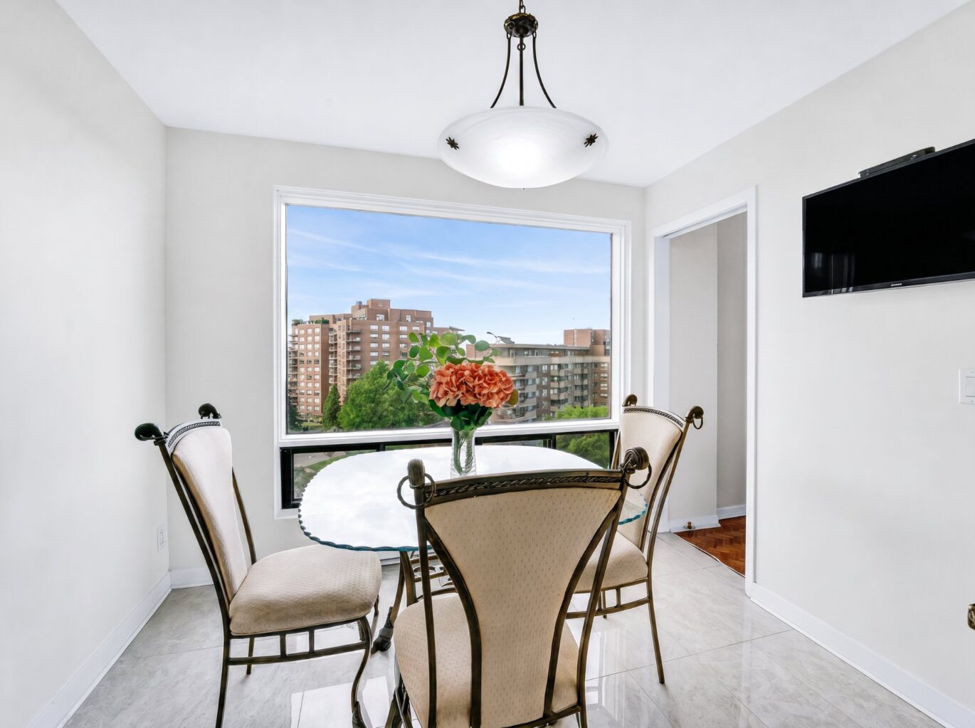5900 Boul. Cavendish #908 Côte-Saint-Luc (Montréal)