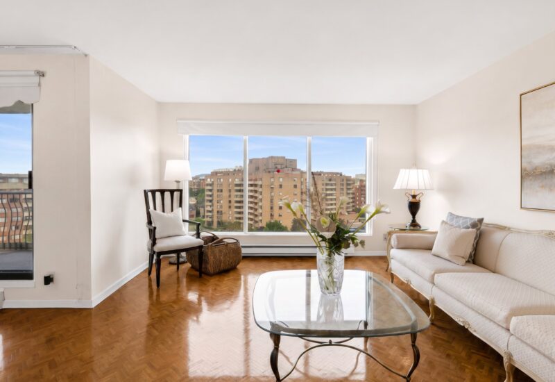 5900 Boul. Cavendish #908 Côte-Saint-Luc (Montréal)