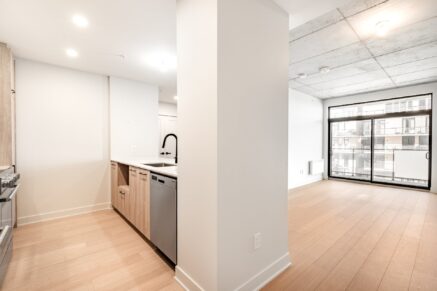 3480 Boul. St-Elzear O. #1105 Laval (Chomedey) (Laval)