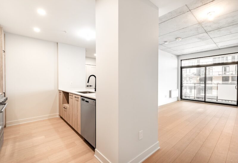 3480 Boul. St-Elzear O. #1105 Laval (Chomedey) (Laval)