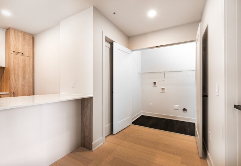 3480 Boul. St-Elzear O. #1105 Laval (Chomedey) (Laval)