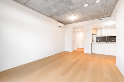 3480 Boul. St-Elzear O. #1105 Laval (Chomedey) (Laval)