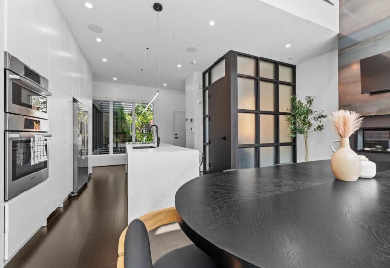 407 – 413 Av. Édouard-Charles Montréal (Outremont) (Montréal)