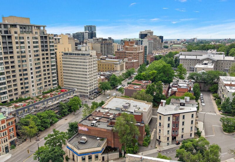 1621 – 1625 Rue Sherbrooke O. Montréal (Ville-Marie) (Montréal)