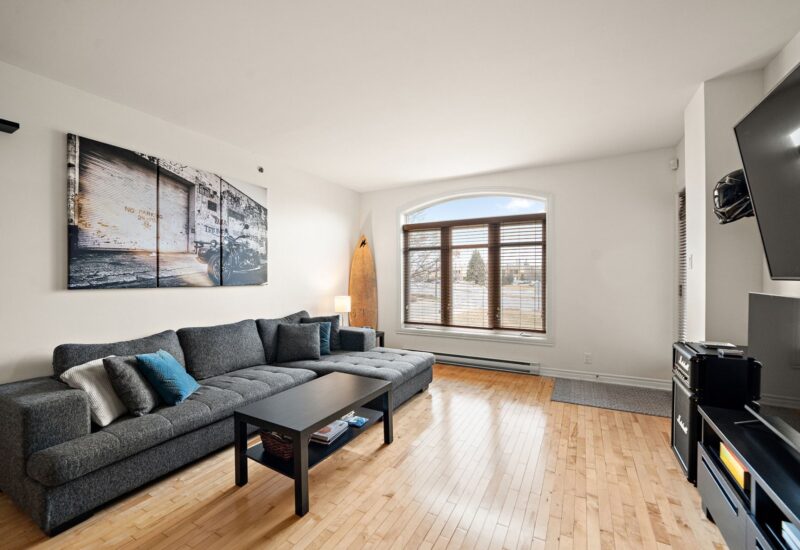 6800 Boul. Henri-Bourassa O. #104 Montréal (Saint-Laurent) (Montréal)