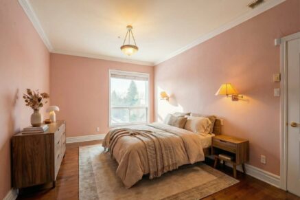 2700 Boul. de la Côte-Vertu #208 Montréal (Saint-Laurent) (Montréal)