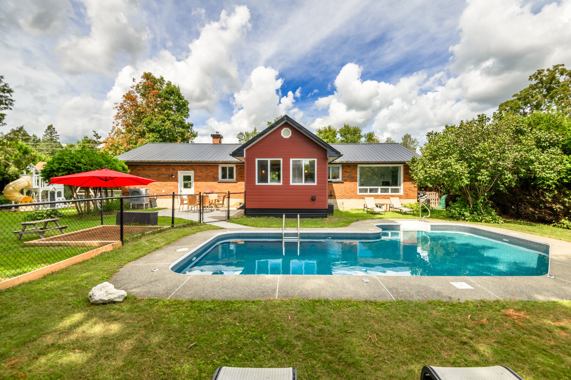 197 Rue Victoria Lac-Brome (Estrie) — photo 1