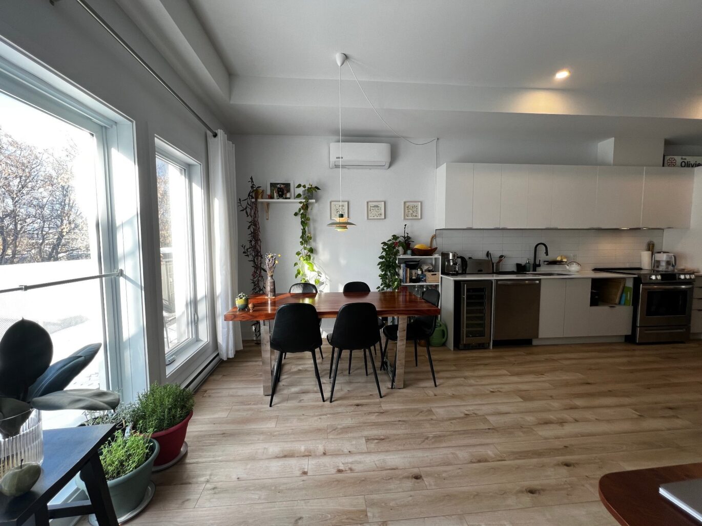 7448 Av. De Chateaubriand #B Montréal (Villeray/Saint-Michel/Parc-Extension) (Montréal)