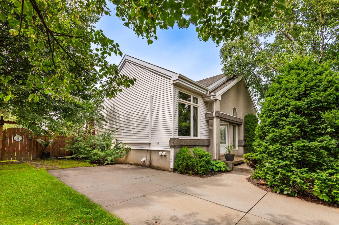 3242 Crois. de Bourgogne Boisbriand (Laurentides)